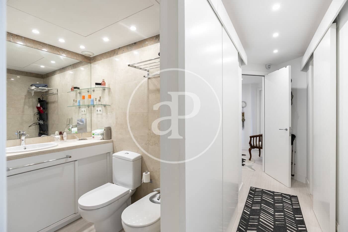 4 soveværelse Lejlighed til salg i Barcelona by med swimmingpool - € 1.250.000 (Ref: 9100932)