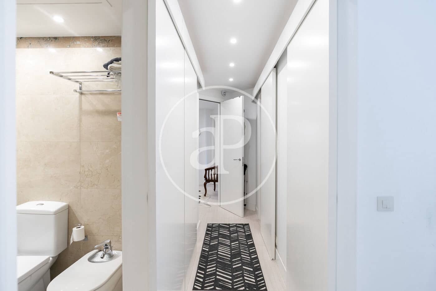 4 soveværelse Lejlighed til salg i Barcelona by med swimmingpool - € 1.250.000 (Ref: 9100932)