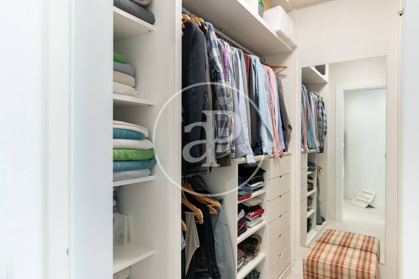 4 soveværelse Lejlighed til salg i Barcelona by med swimmingpool - € 1.250.000 (Ref: 9100932)