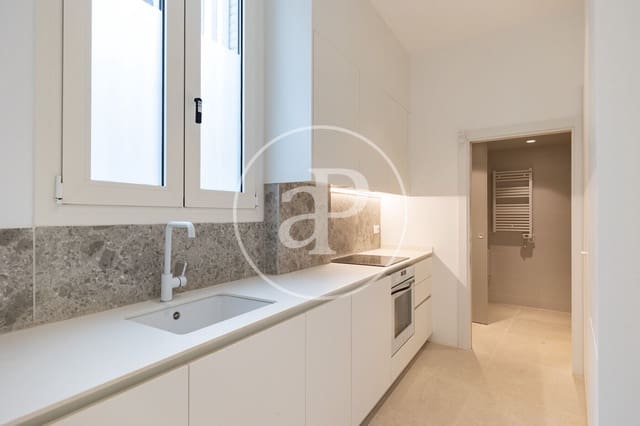 Lejlighed til salg i L'Hospitalet de Llobregat med swimmingpool garage - € 475.000 (Ref: 9103103)