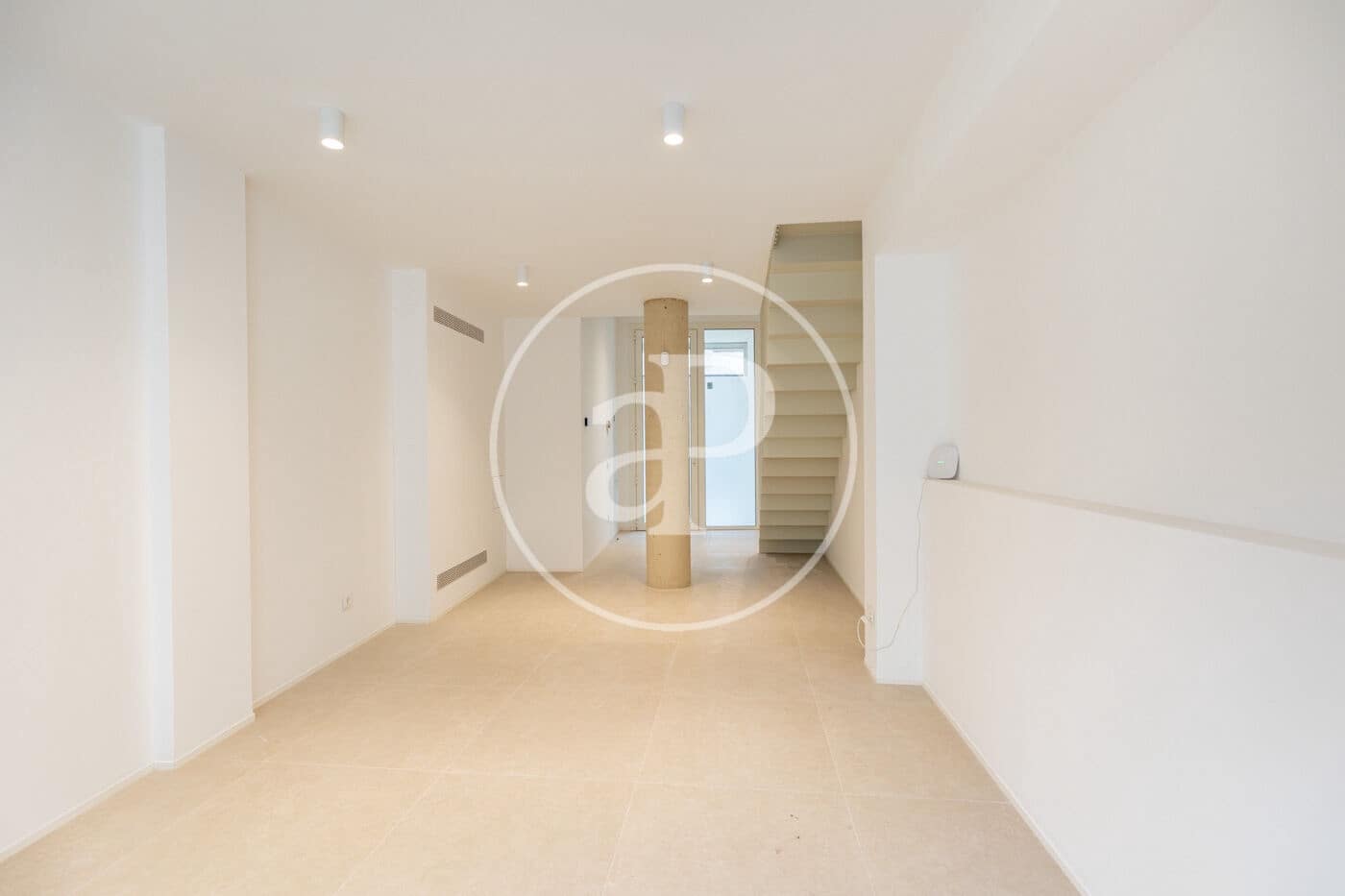 Leilighet til salgs i L'Hospitalet de Llobregat med svømmebasseng garasje - € 475 000 (Ref: 9103103)