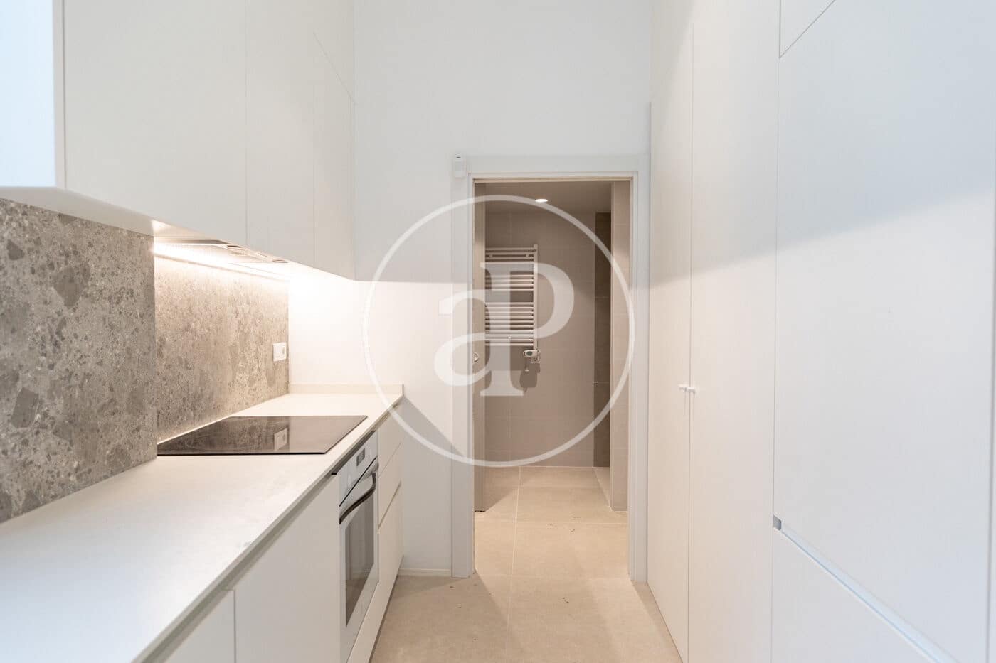 Leilighet til salgs i L'Hospitalet de Llobregat med svømmebasseng garasje - € 475 000 (Ref: 9103103)