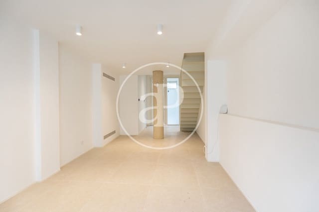 Lejlighed til salg i L'Hospitalet de Llobregat med swimmingpool garage - € 475.000 (Ref: 9103103)