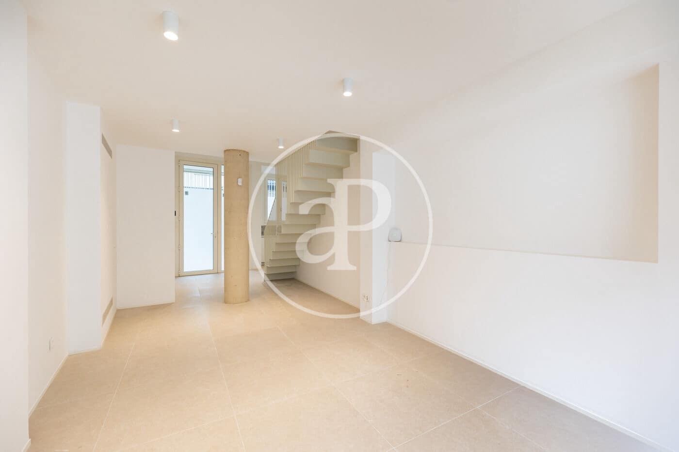 Leilighet til salgs i L'Hospitalet de Llobregat med svømmebasseng garasje - € 475 000 (Ref: 9103103)