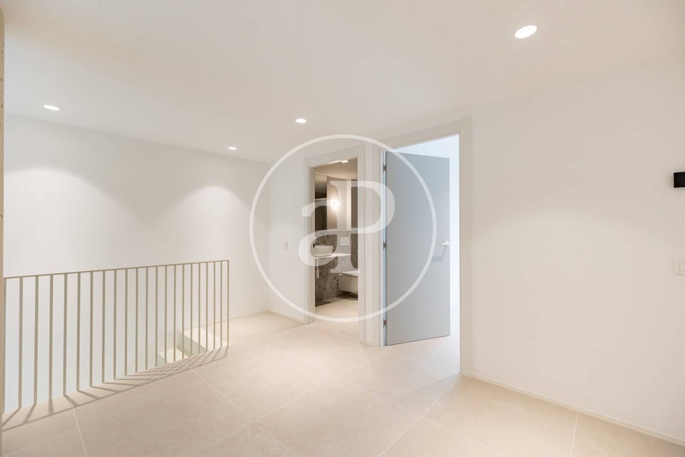Leilighet til salgs i L'Hospitalet de Llobregat med svømmebasseng garasje - € 475 000 (Ref: 9103103)