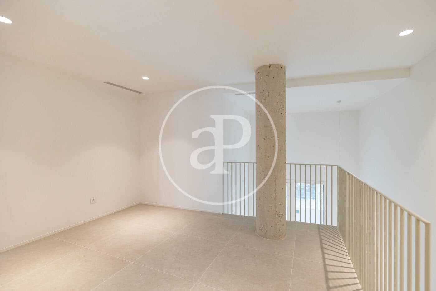 Leilighet til salgs i L'Hospitalet de Llobregat med svømmebasseng garasje - € 475 000 (Ref: 9103103)