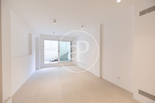 Lejlighed til salg i L'Hospitalet de Llobregat med swimmingpool garage - € 475.000 (Ref: 9103103)