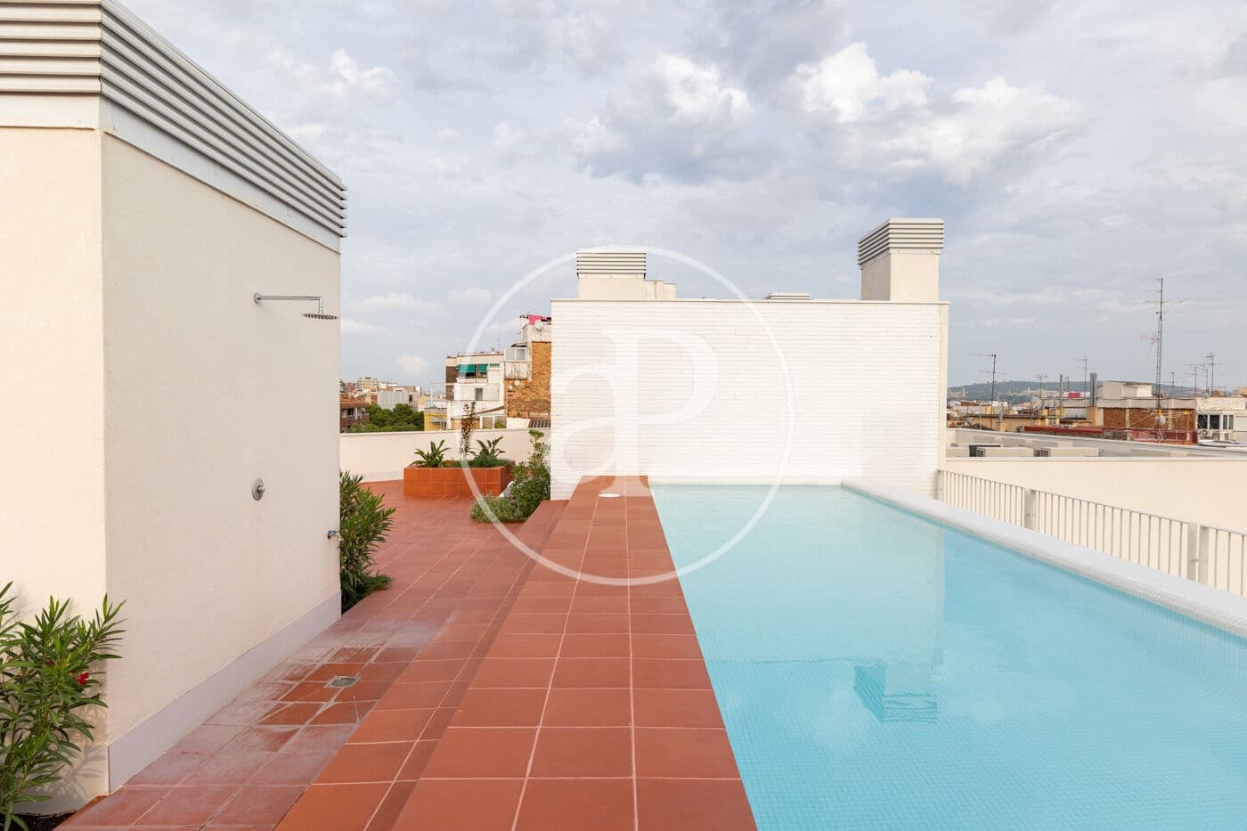 Leilighet til salgs i L'Hospitalet de Llobregat med svømmebasseng garasje - € 475 000 (Ref: 9103103)
