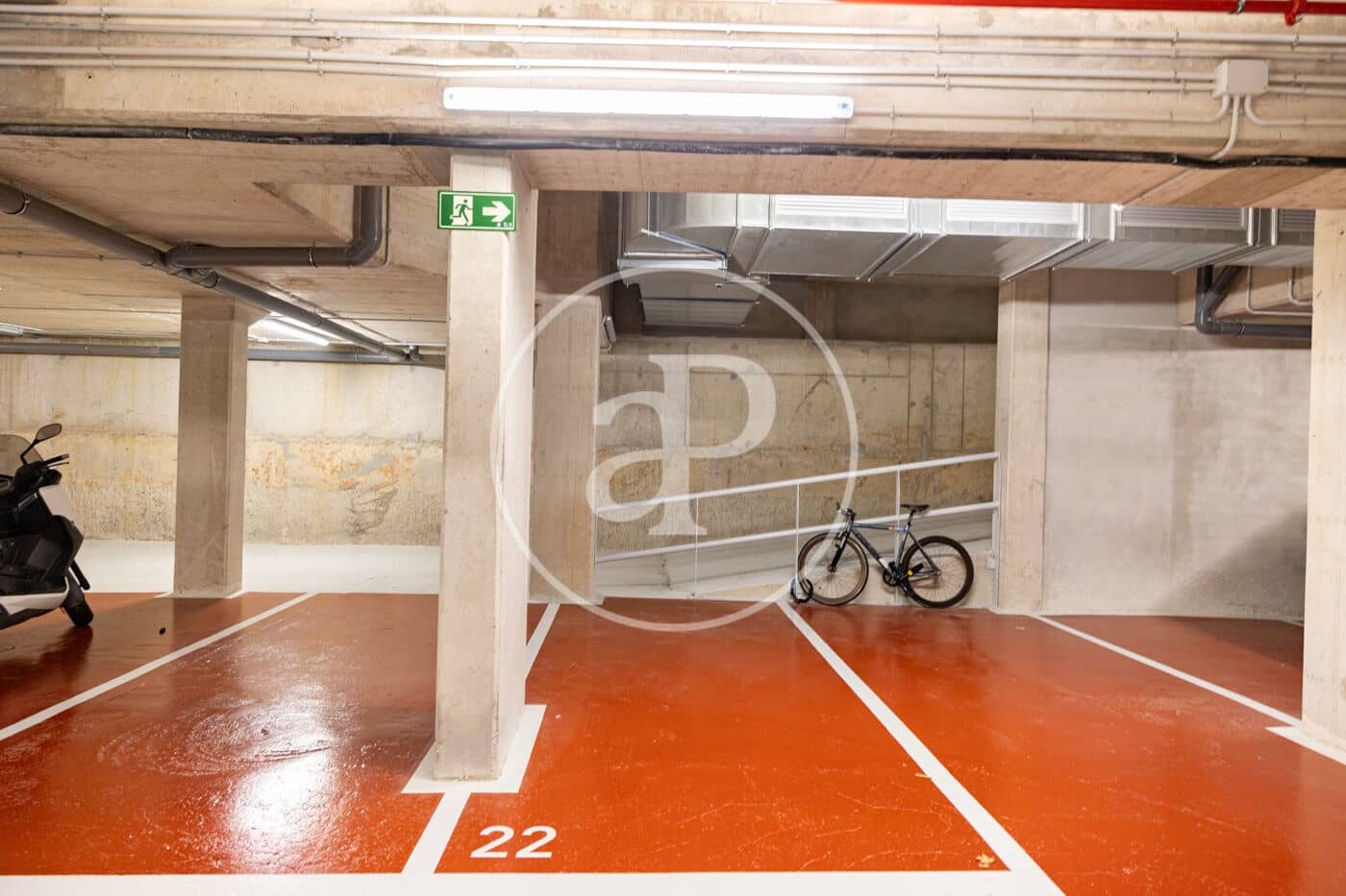 Leilighet til salgs i L'Hospitalet de Llobregat med svømmebasseng garasje - € 475 000 (Ref: 9103103)