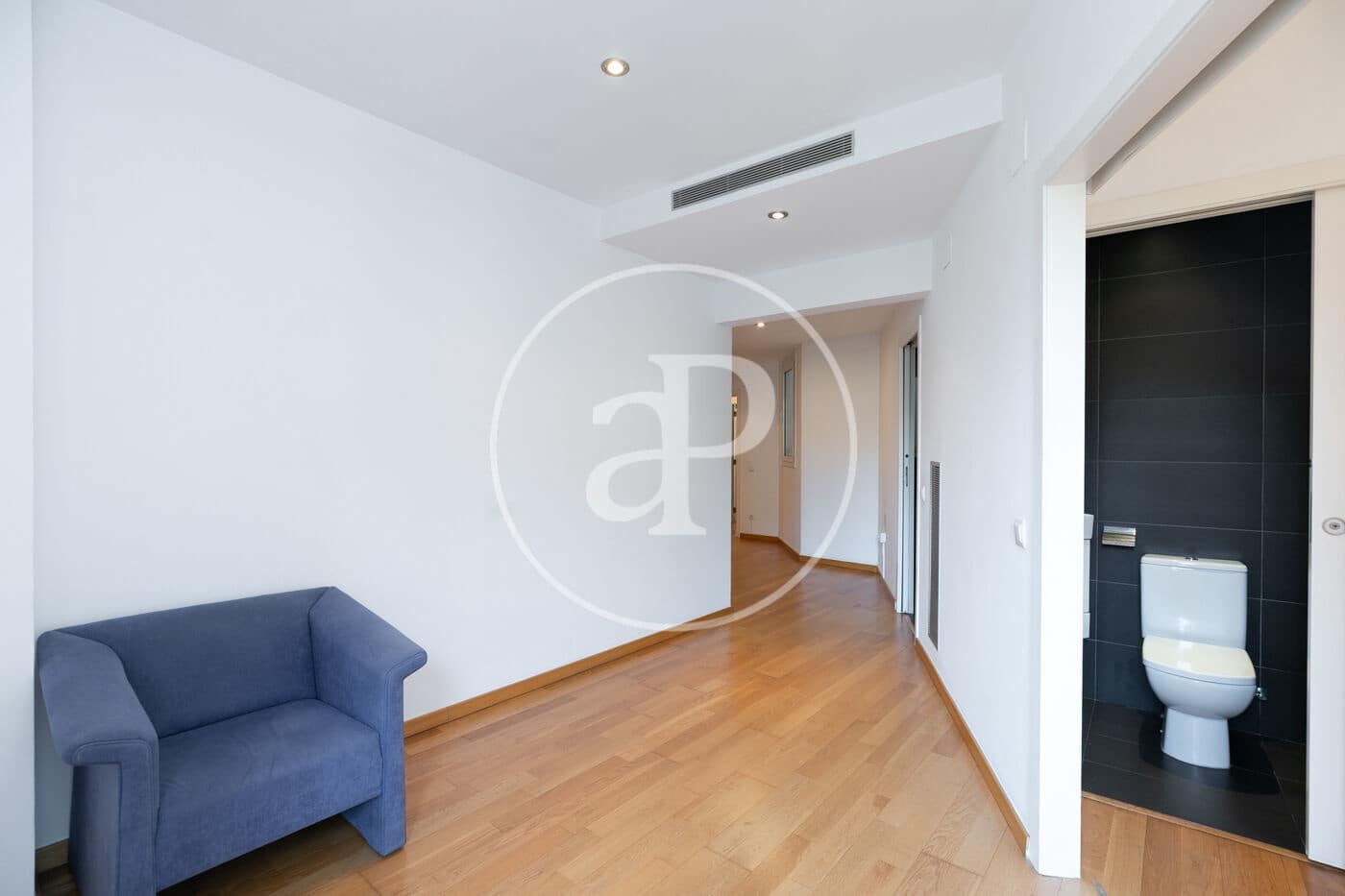 2 slaapkamer Appartement te koop in Barcelona stad - € 540.000 (Ref: 9103110)