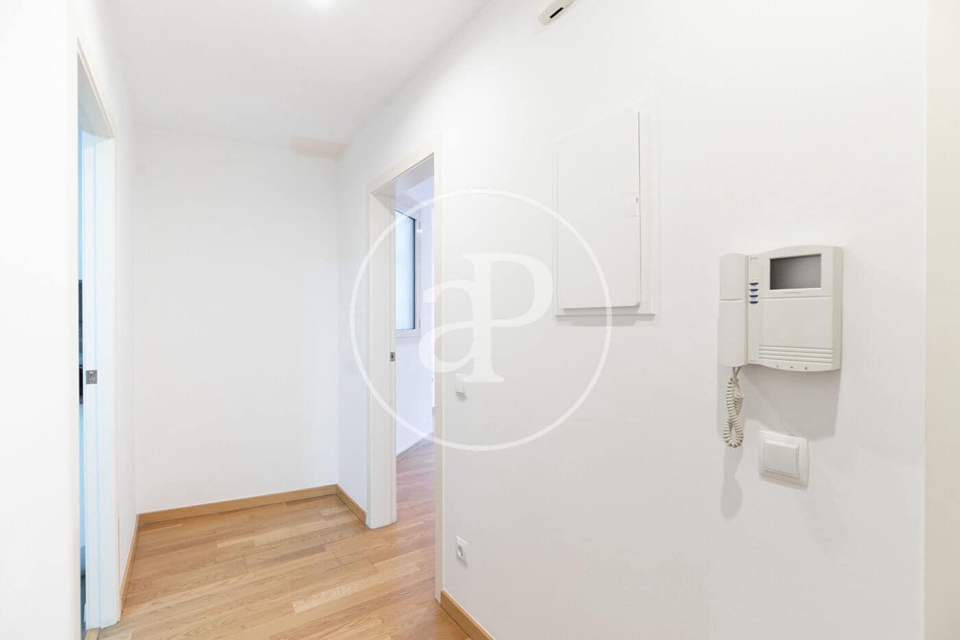2 slaapkamer Appartement te koop in Barcelona stad - € 540.000 (Ref: 9103110)