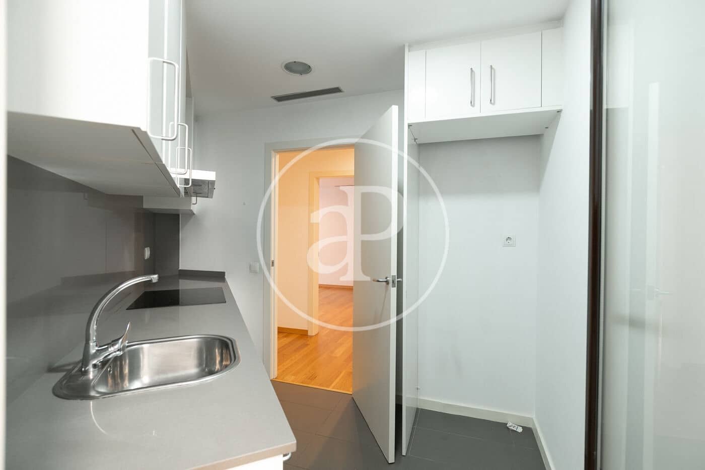 2 slaapkamer Appartement te koop in Barcelona stad - € 540.000 (Ref: 9103110)