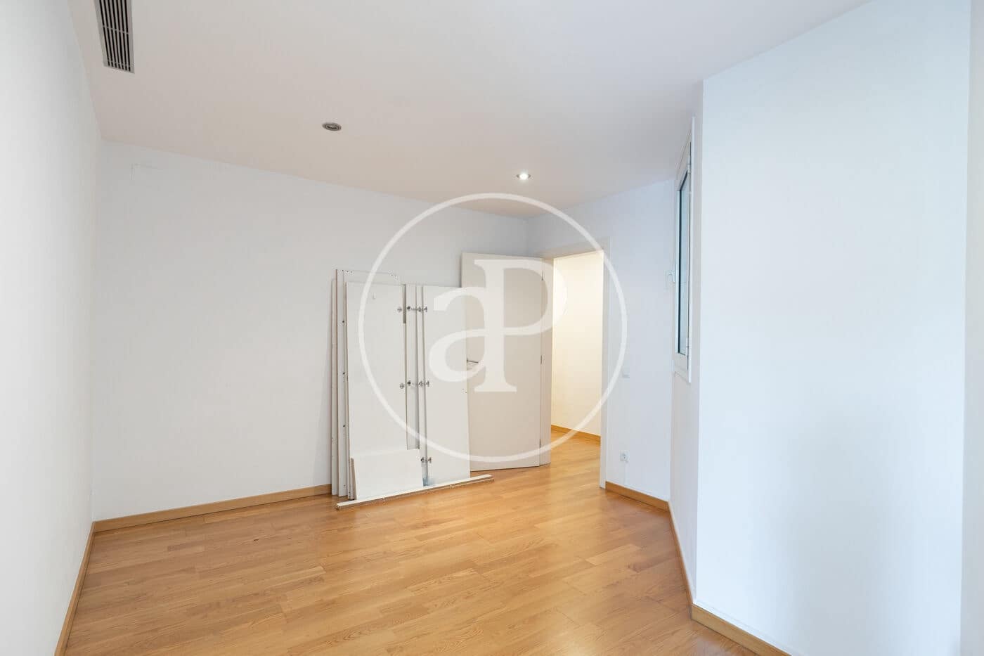 2 slaapkamer Appartement te koop in Barcelona stad - € 540.000 (Ref: 9103110)