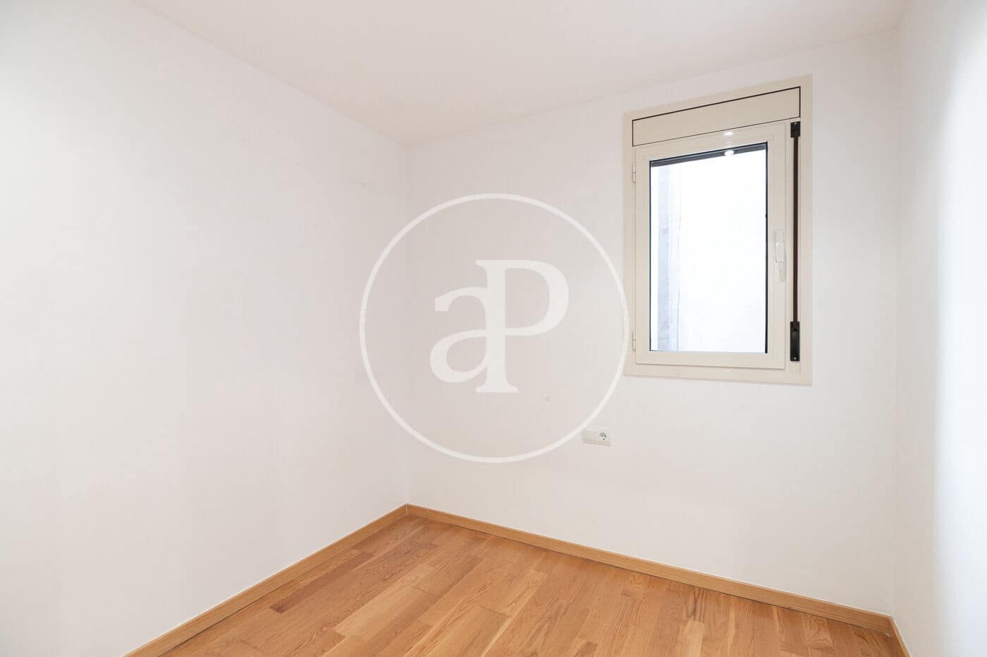 2 slaapkamer Appartement te koop in Barcelona stad - € 540.000 (Ref: 9103110)