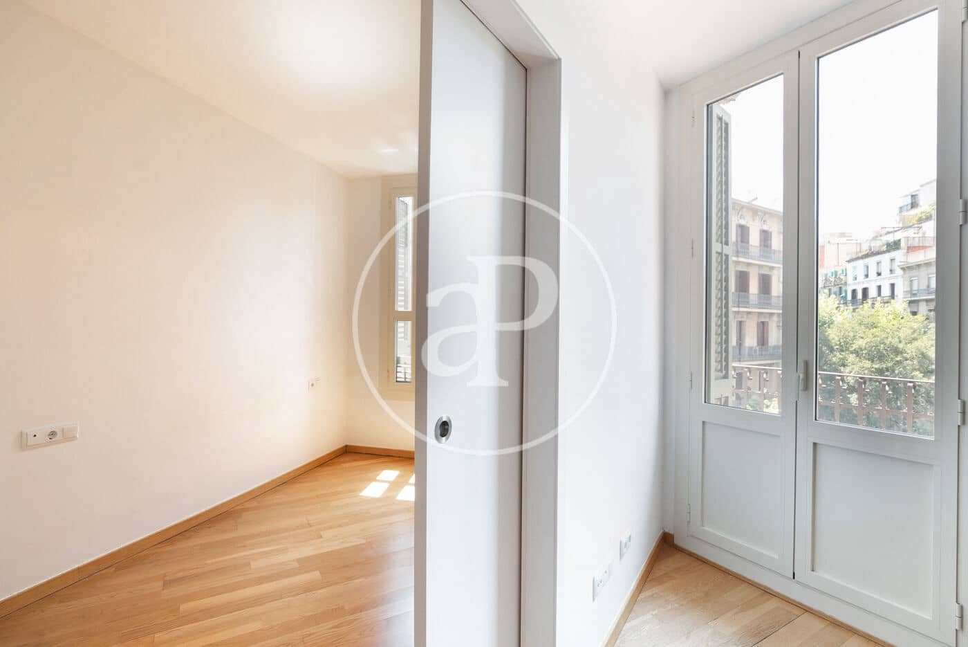 2 slaapkamer Appartement te koop in Barcelona stad - € 540.000 (Ref: 9103110)