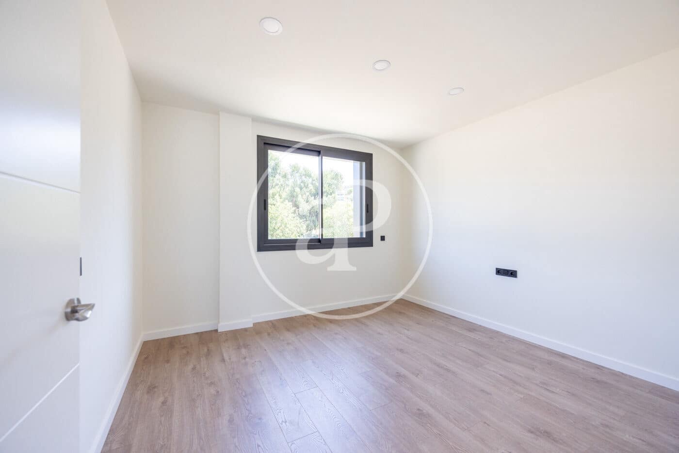 4 sovrum Villa till salu i Teia med pool - 1 100 000 € (Ref: 9103112)