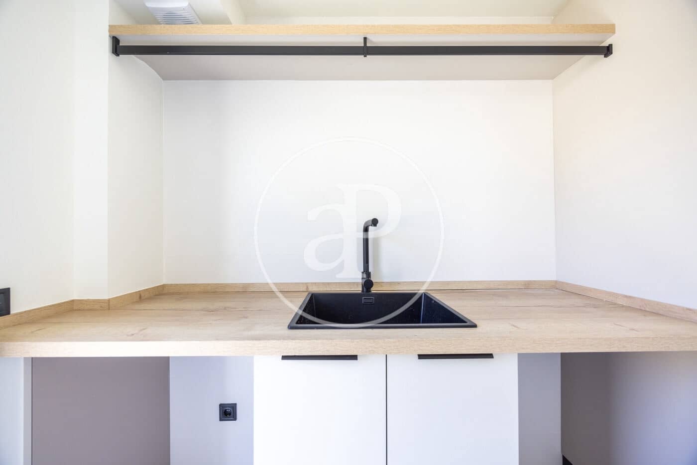 4 sovrum Villa till salu i Teia med pool - 1 100 000 € (Ref: 9103112)