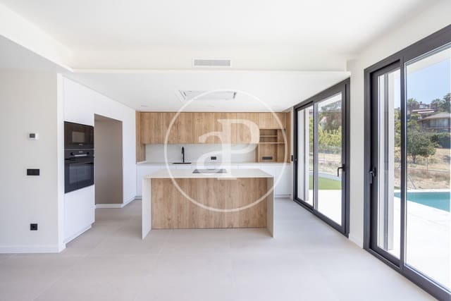 4 bedroom Villa for sale in Teià with pool - € 1,100,000 (Ref: 9103112)