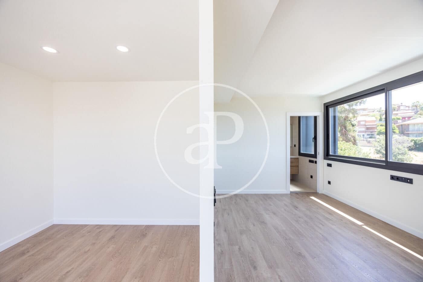 4 sovrum Villa till salu i Teia med pool - 1 100 000 € (Ref: 9103112)