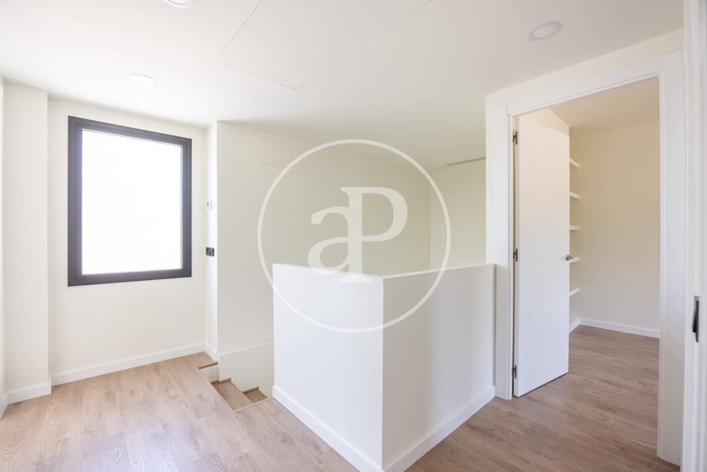 4 sovrum Villa till salu i Teia med pool - 1 100 000 € (Ref: 9103112)