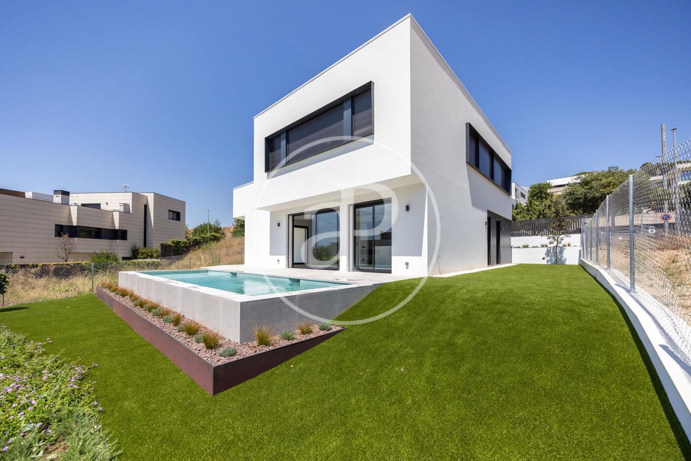 4 sovrum Villa till salu i Teia med pool - 1 100 000 € (Ref: 9103112)