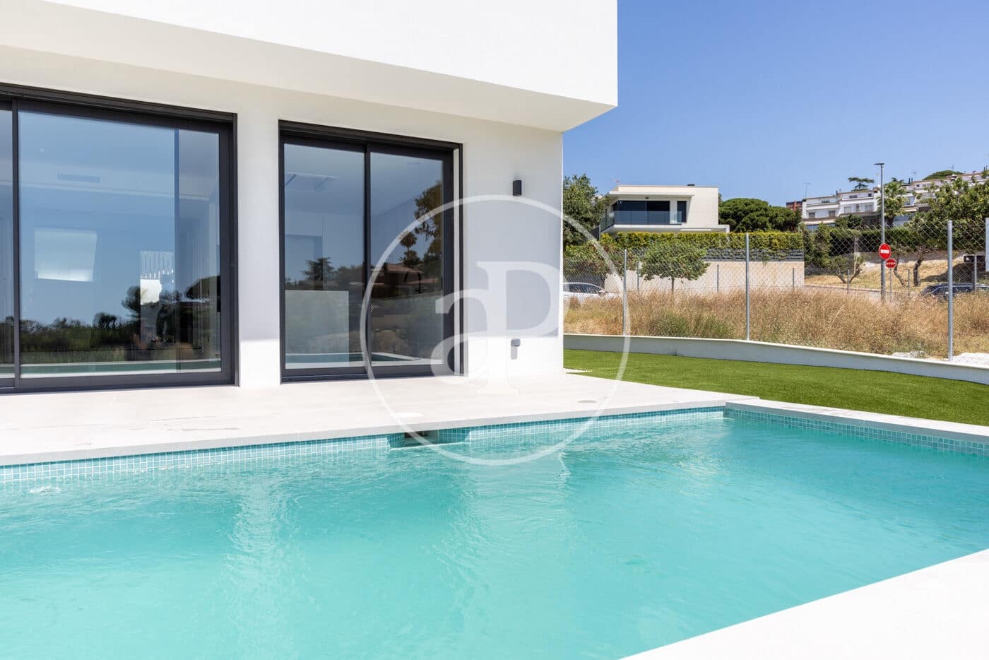 4 sovrum Villa till salu i Teia med pool - 1 100 000 € (Ref: 9103112)