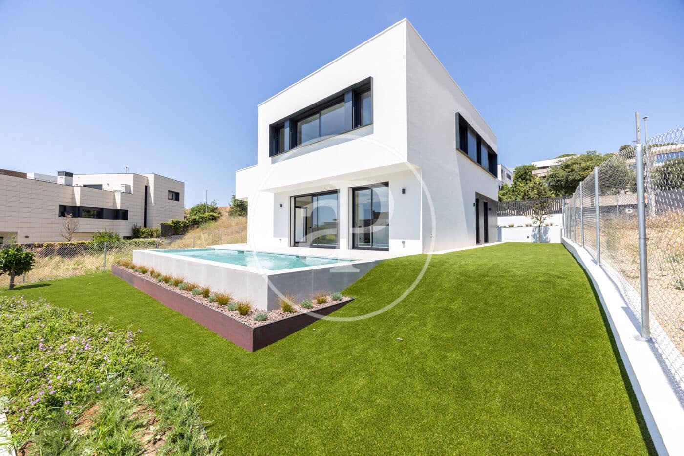 4 sovrum Villa till salu i Teia med pool - 1 100 000 € (Ref: 9103112)