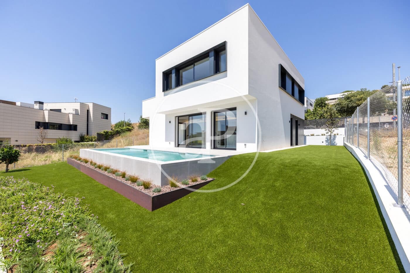 4 sovrum Villa till salu i Teia med pool - 1 100 000 € (Ref: 9103112)