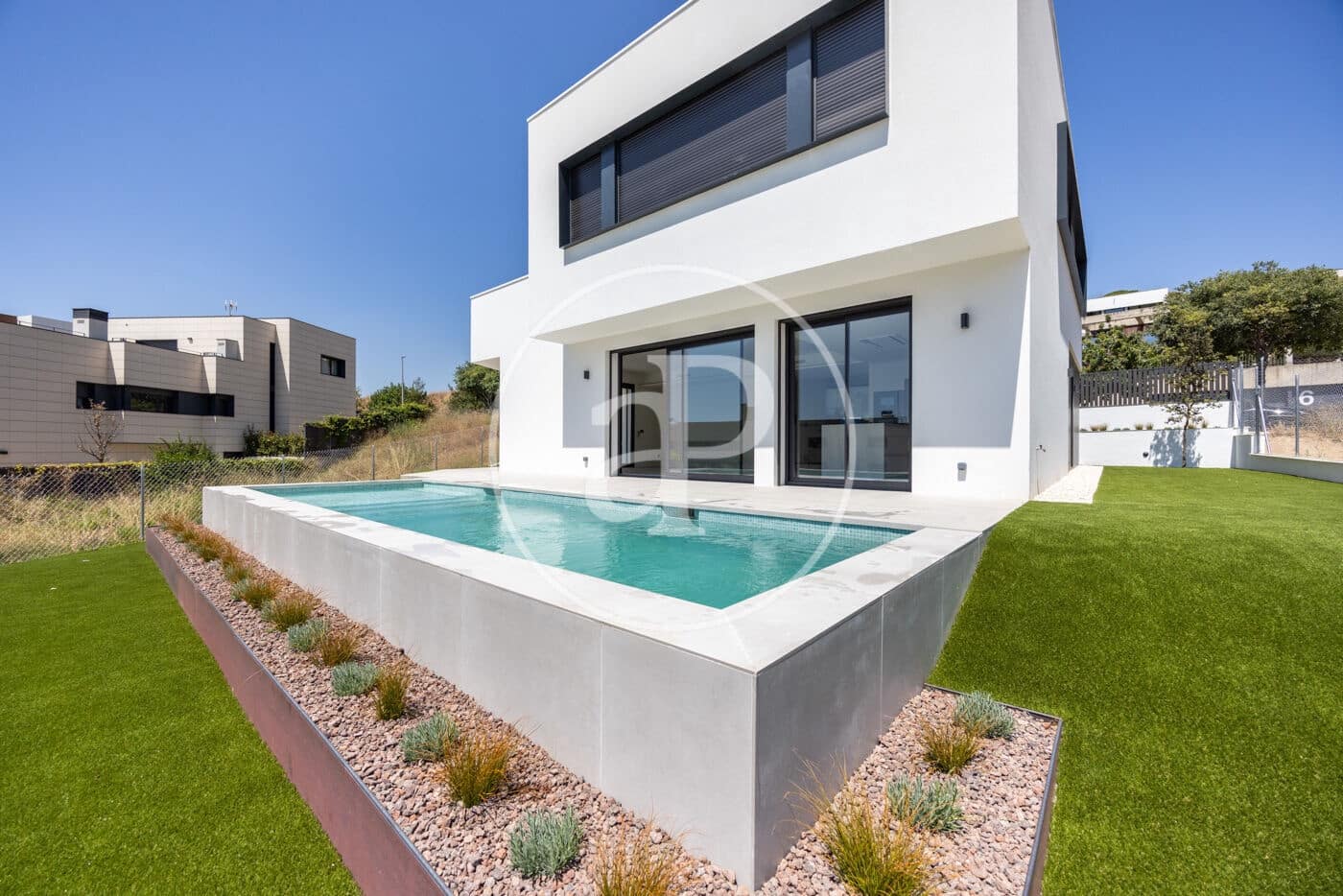 4 sovrum Villa till salu i Teia med pool - 1 100 000 € (Ref: 9103112)