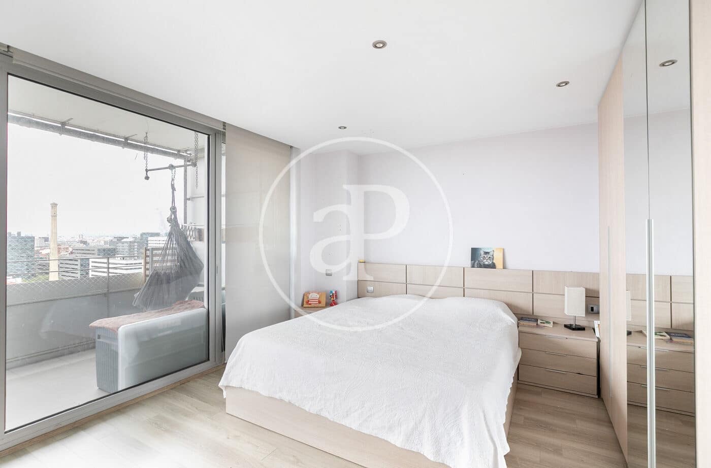 3 soverom Leilighet til salgs i Barcelona by med svømmebasseng - € 885 000 (Ref: 9104842)