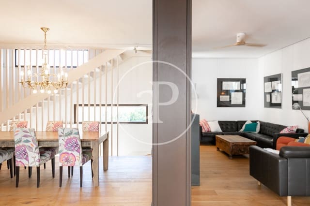 4 soverom Villa til salgs i La Vila de Gràcia, Barcelona by med svømmebasseng - € 2 850 000 (Ref: 9104847)