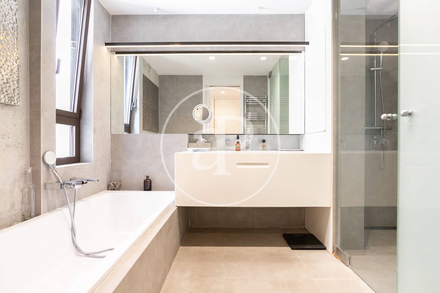 4 soveværelse Villa til salg i Barcelona by med swimmingpool - € 2.850.000 (Ref: 9104847)