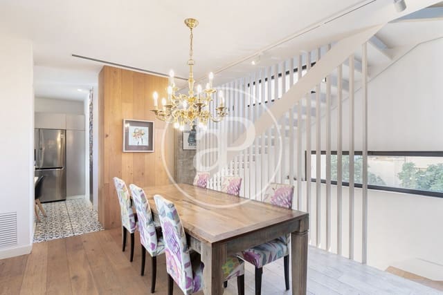 4 soverom Villa til salgs i La Vila de Gràcia, Barcelona by med svømmebasseng - € 2 850 000 (Ref: 9104847)