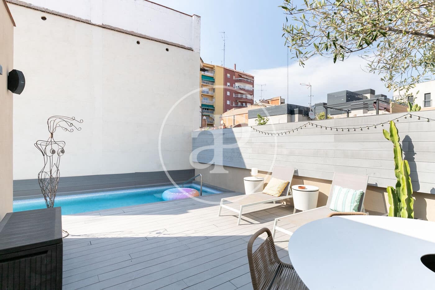 4 soveværelse Villa til salg i Barcelona by med swimmingpool - € 2.850.000 (Ref: 9104847)