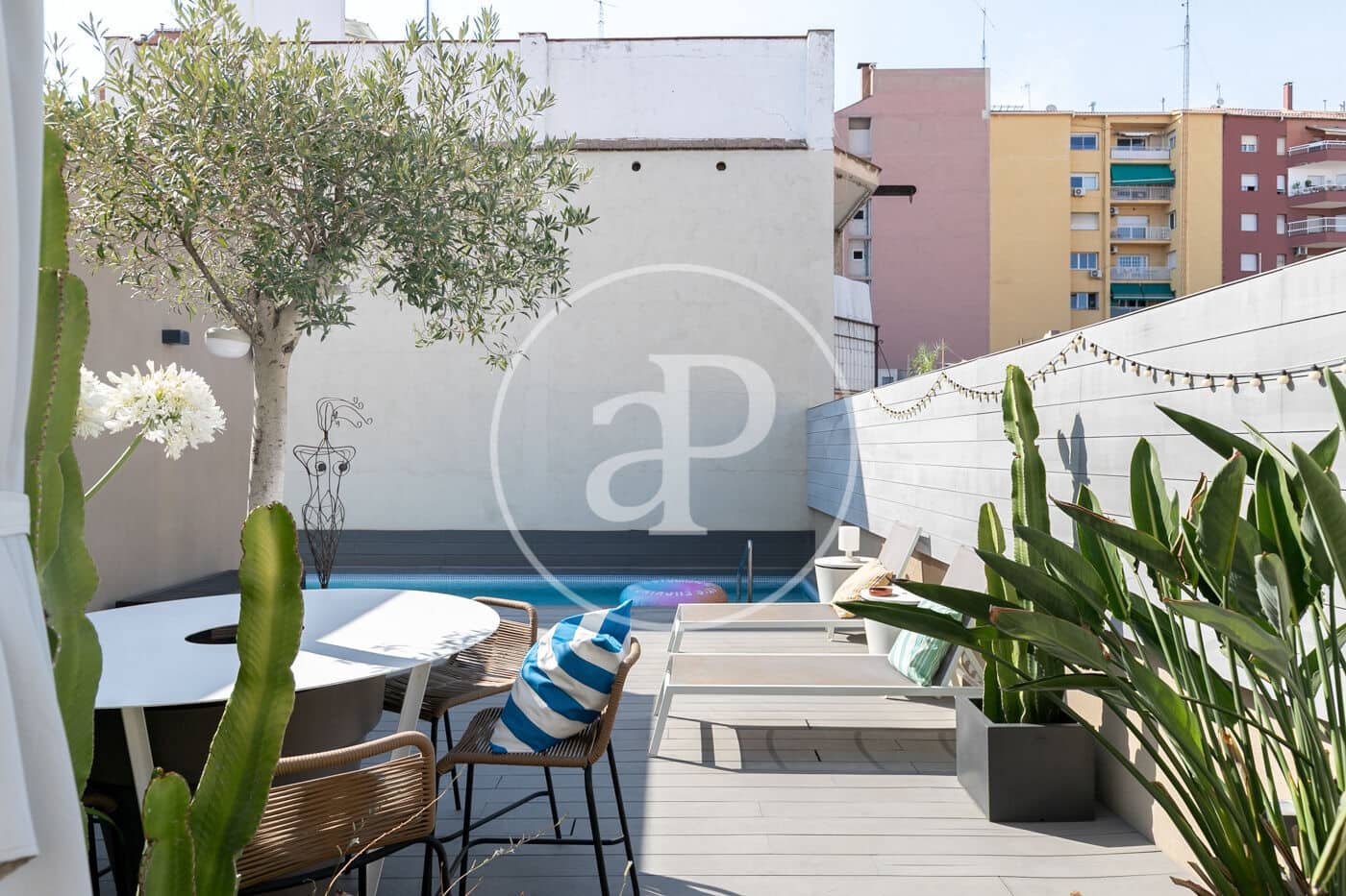 4 soveværelse Villa til salg i Barcelona by med swimmingpool - € 2.850.000 (Ref: 9104847)