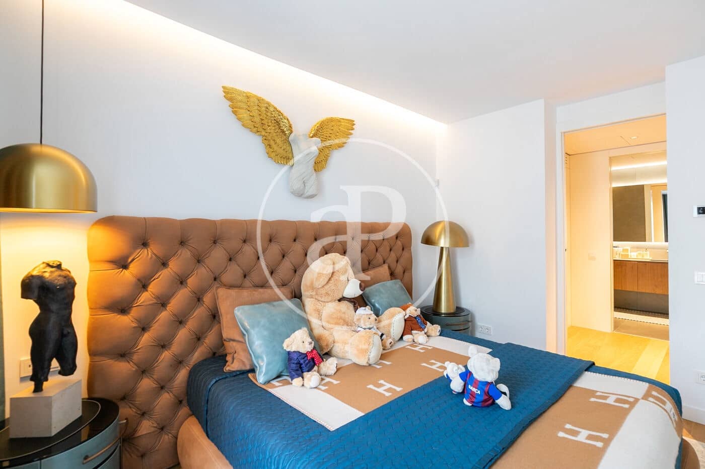 1 soverom Leilighet til salgs i Barcelona by med svømmebasseng - € 1 300 000 (Ref: 9106701)