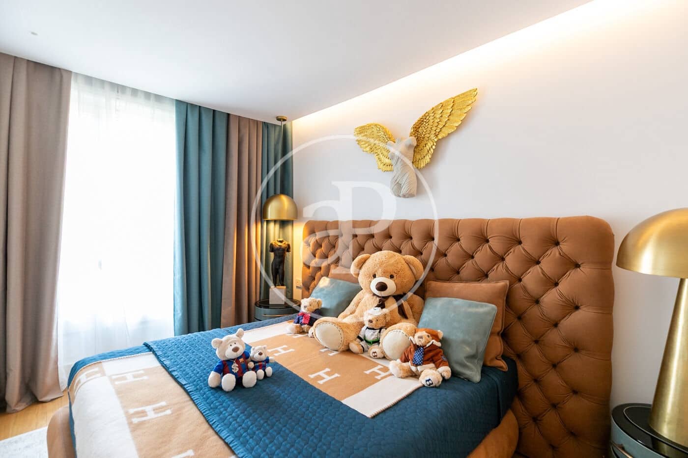 1 soverom Leilighet til salgs i Barcelona by med svømmebasseng - € 1 300 000 (Ref: 9106701)