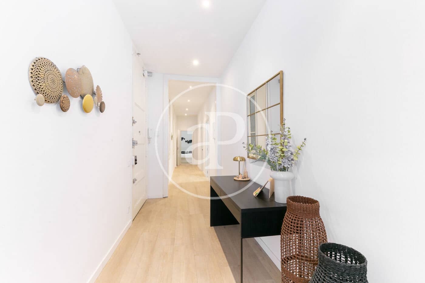 Appartement de 3 chambres à louer à Barcelone ville - 2 700 € (Ref: 9106705)