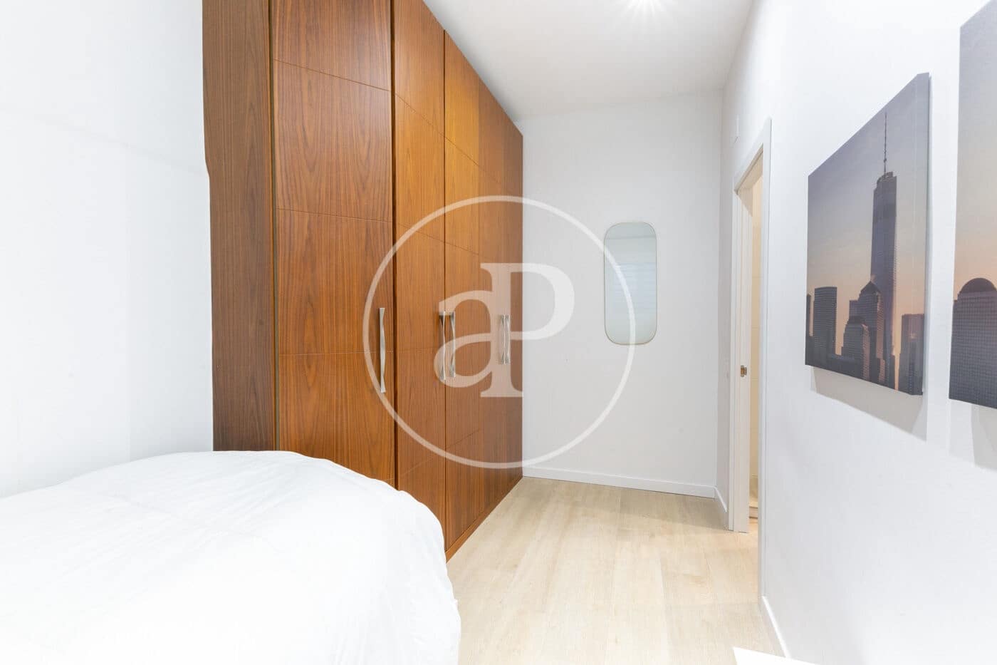 Appartement de 3 chambres à louer à Barcelone ville - 2 700 € (Ref: 9106705)