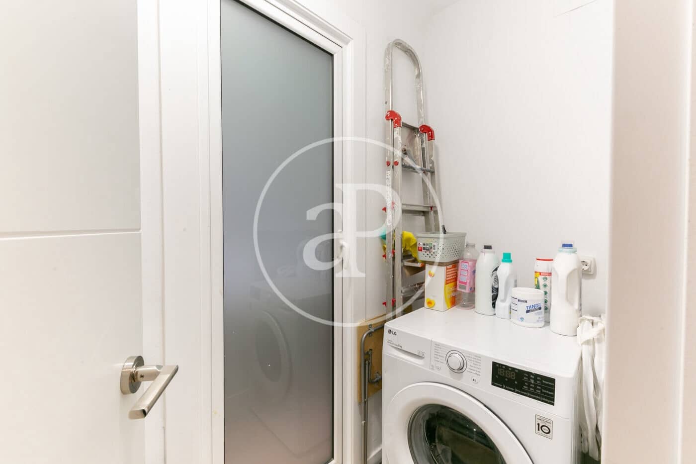 Appartement de 3 chambres à louer à Barcelone ville - 2 700 € (Ref: 9106705)