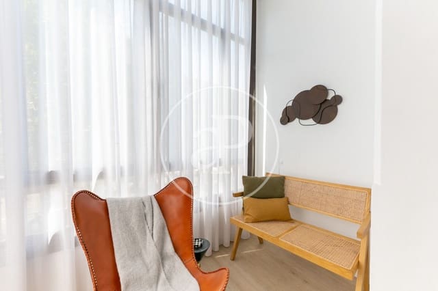 Appartement de 3 chambres à louer à La Dreta de L'Eixample, Barcelone ville - 2 700 € (Ref: 9106705)