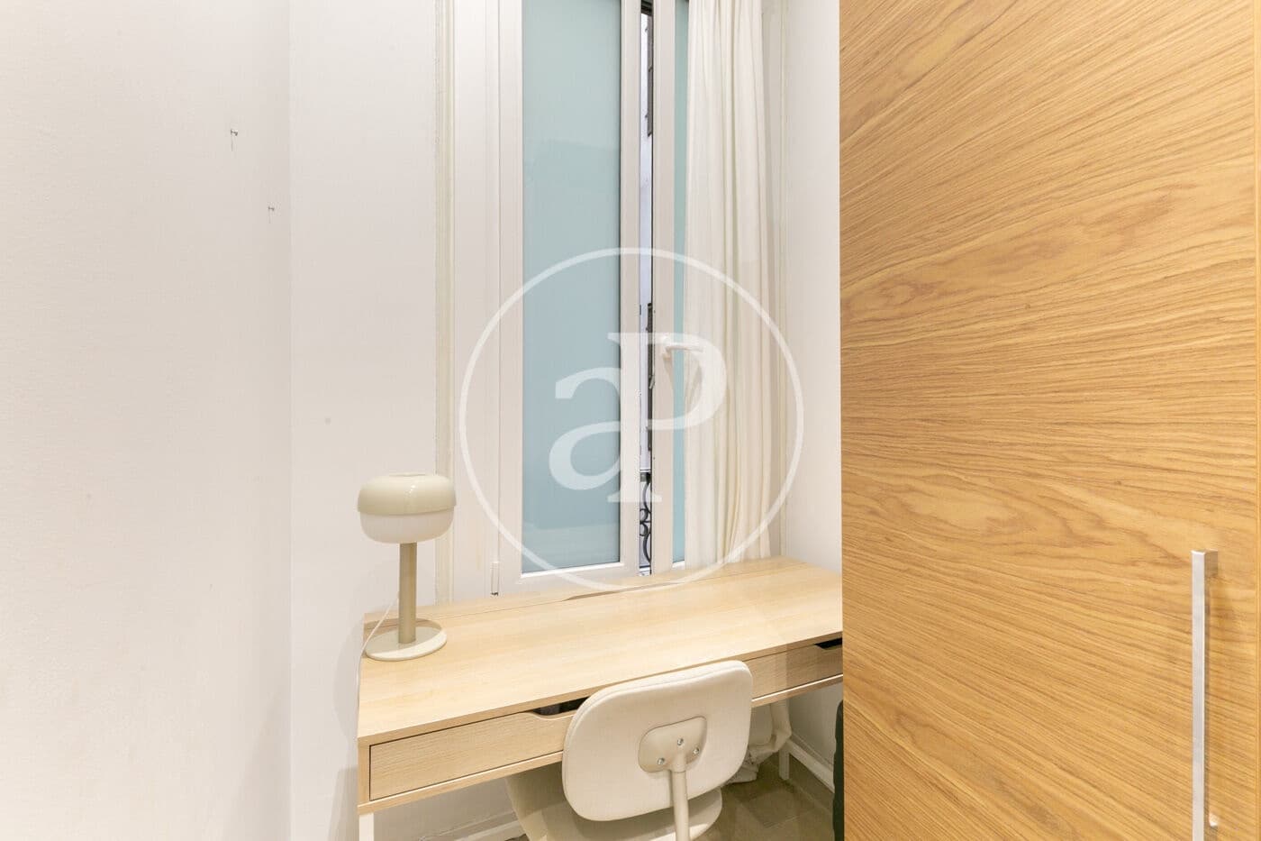 Appartement de 3 chambres à louer à Barcelone ville - 2 700 € (Ref: 9106705)