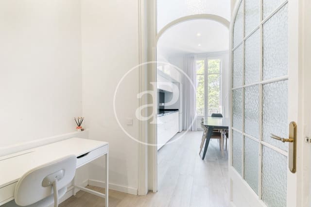 Appartement de 3 chambres à louer à La Dreta de L'Eixample, Barcelone ville - 2 700 € (Ref: 9106705)