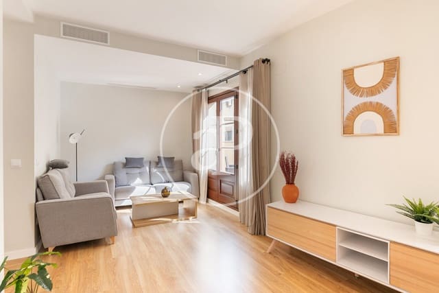 2 soverom Leilighet til leie i El Barri Gòtic, Barcelona by - € 2 500 (Ref: 9110572)