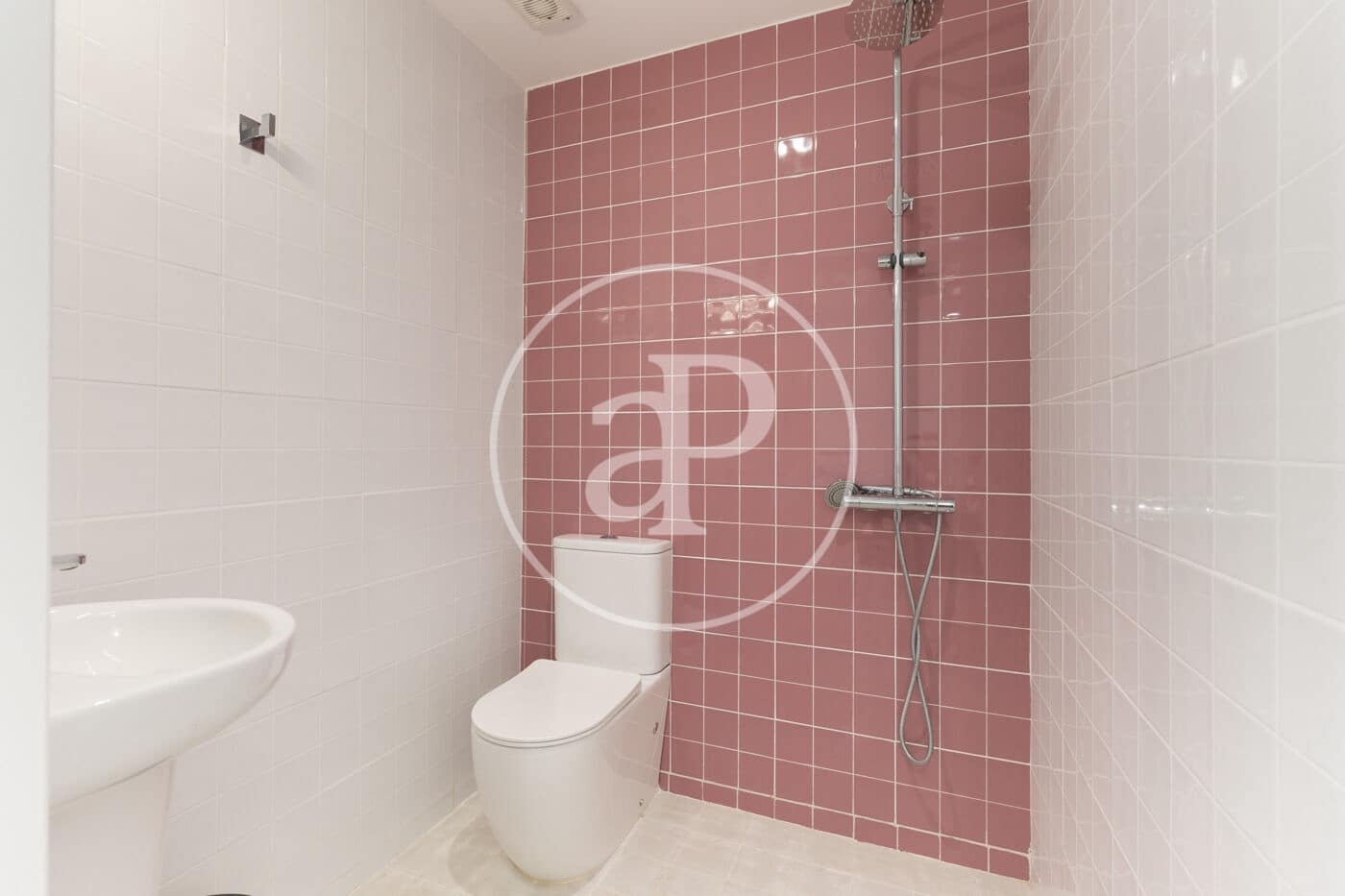 5 soverom Villa til salgs i Sabadell med svømmebasseng - € 849 000 (Ref: 9112560)