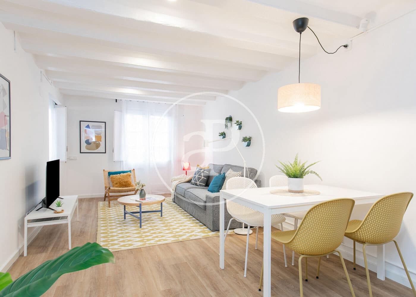2 bedroom Apartment for sale in Barcelona city - € 260,000 (Ref: 9114355)