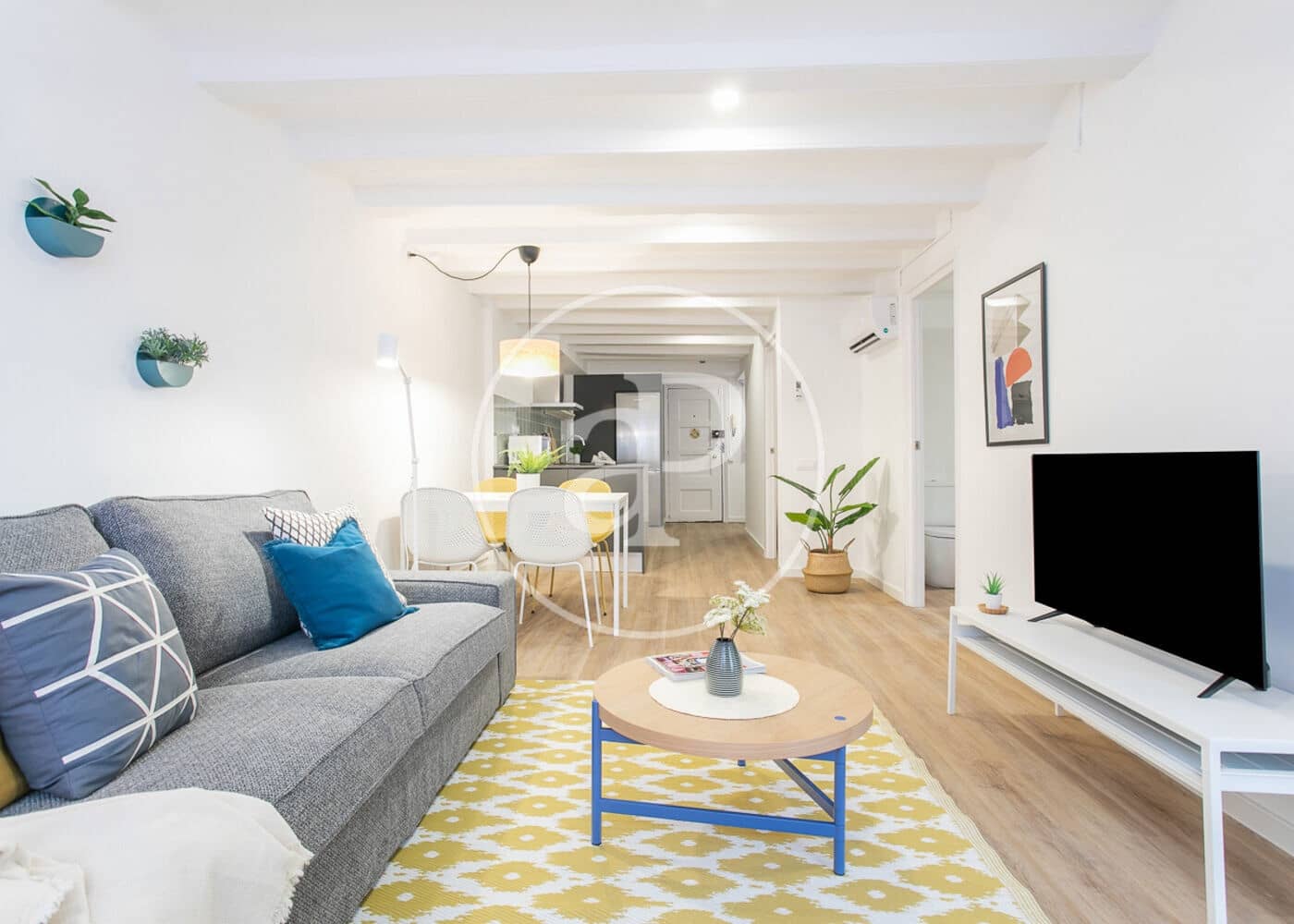 2 bedroom Apartment for sale in Barcelona city - € 260,000 (Ref: 9114355)