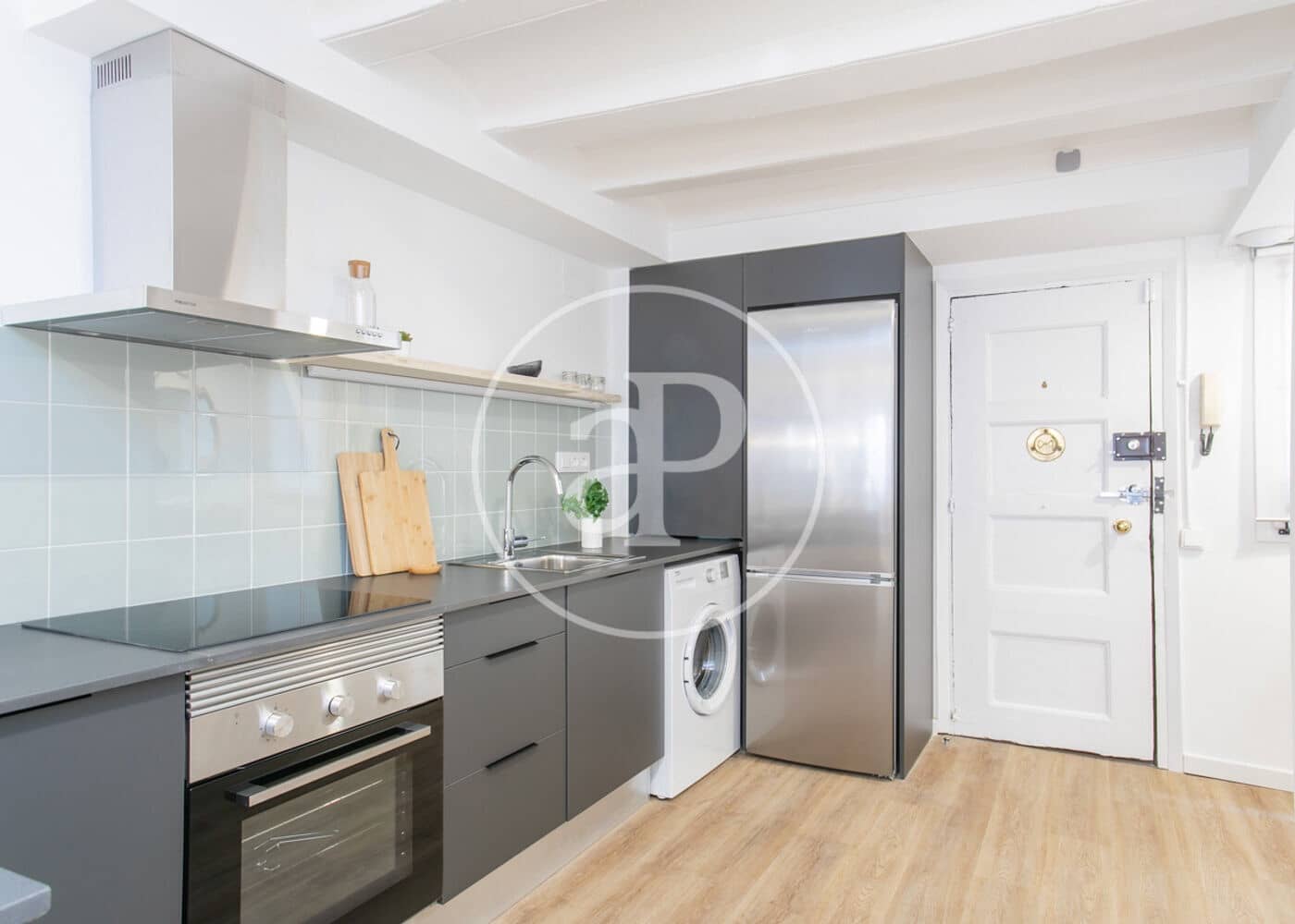 2 bedroom Apartment for sale in Barcelona city - € 260,000 (Ref: 9114355)