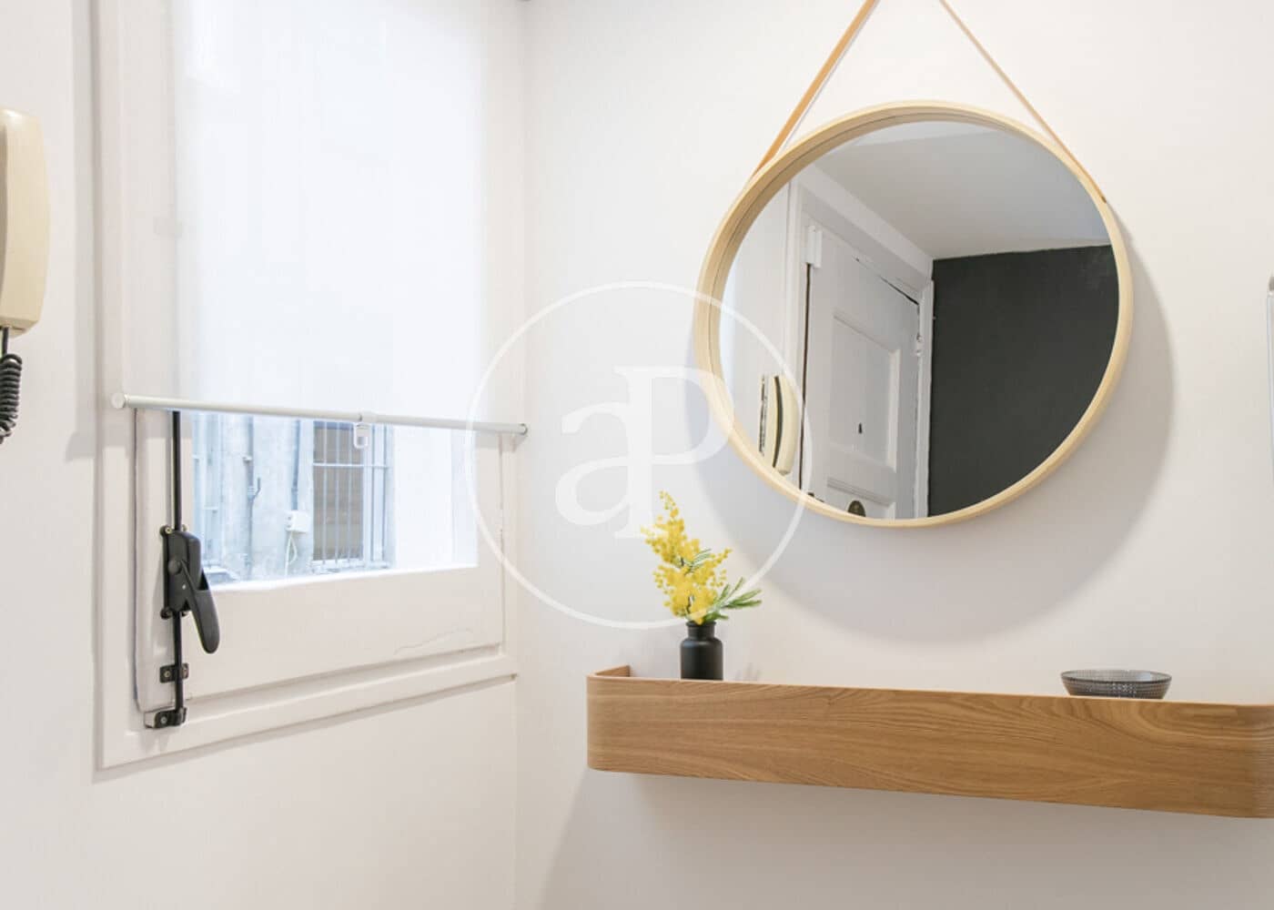 2 bedroom Apartment for sale in Barcelona city - € 260,000 (Ref: 9114355)
