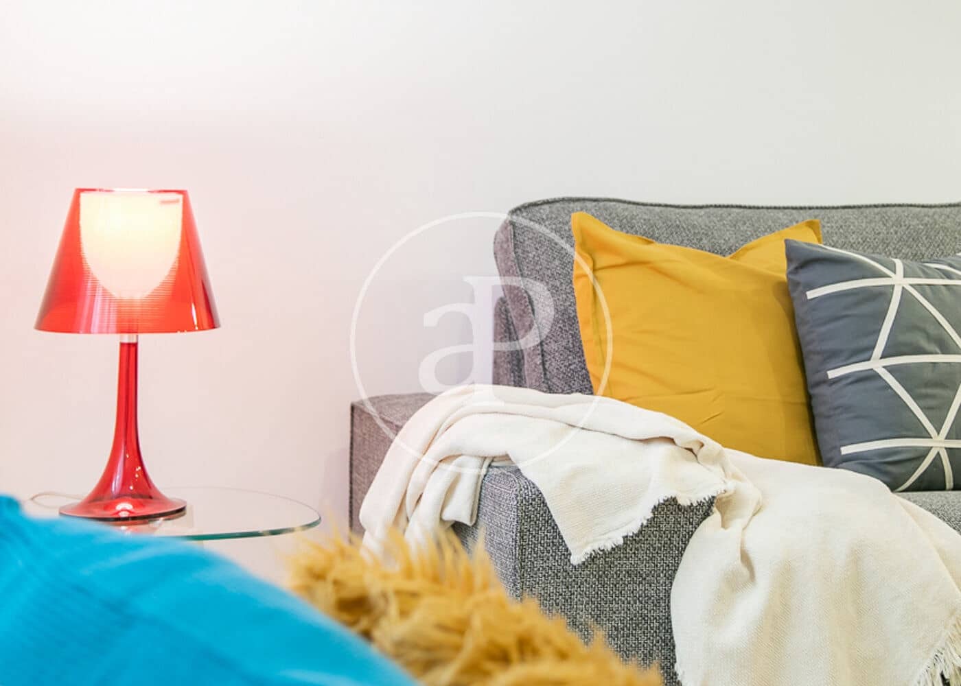 2 bedroom Apartment for sale in Barcelona city - € 260,000 (Ref: 9114355)